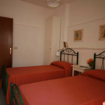 Santa Maria De Lu Trisciulu 3*