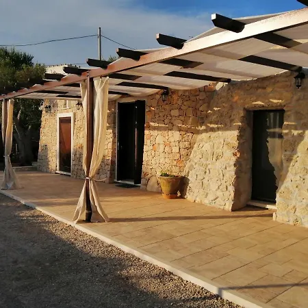 Bed & Breakfast Santa Maria De Lu Trisciulu